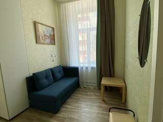 Гостиница Happy House Hostel Казань Двухместный номер Делюкс с 1 кроватью или 2 отдельными кроватями-3