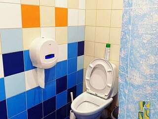 Гостиница Happy House Hostel Казань Двухместный номер Делюкс с 1 кроватью или 2 отдельными кроватями-5