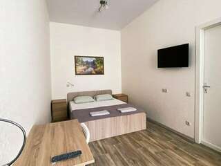 Гостиница Happy House Hostel Казань Бюджетный двухместный номер с 1 кроватью-1